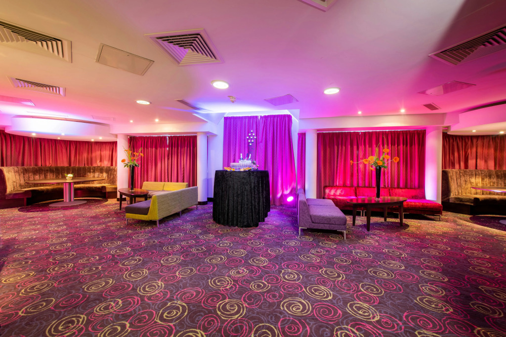 DoubleTree by Hilton London Heathrow Airport