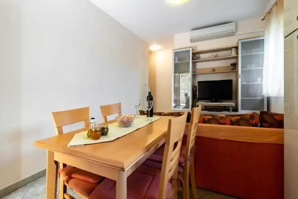 Brane - Economy Apartments - A1