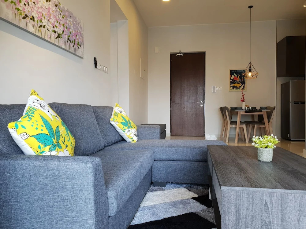 Country Garden Danga Bay Lovell by R9 HomeStay