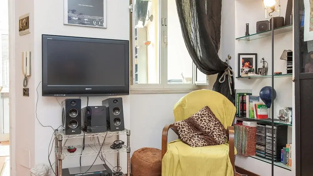 Rental in Rome Lungaretta Apartment