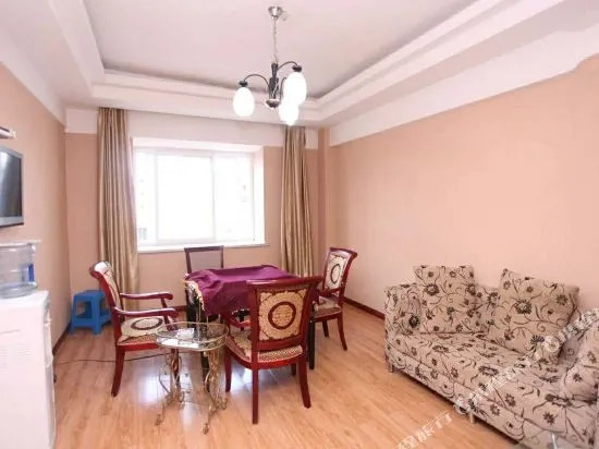 Deyang Xianghe Inn