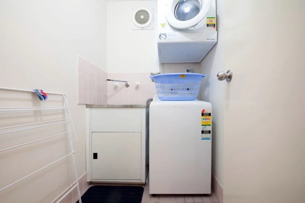 Carindale, Unit 13/19-23 Dowling Street