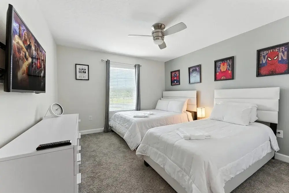 Comfort Stay With Pool Near Attractions