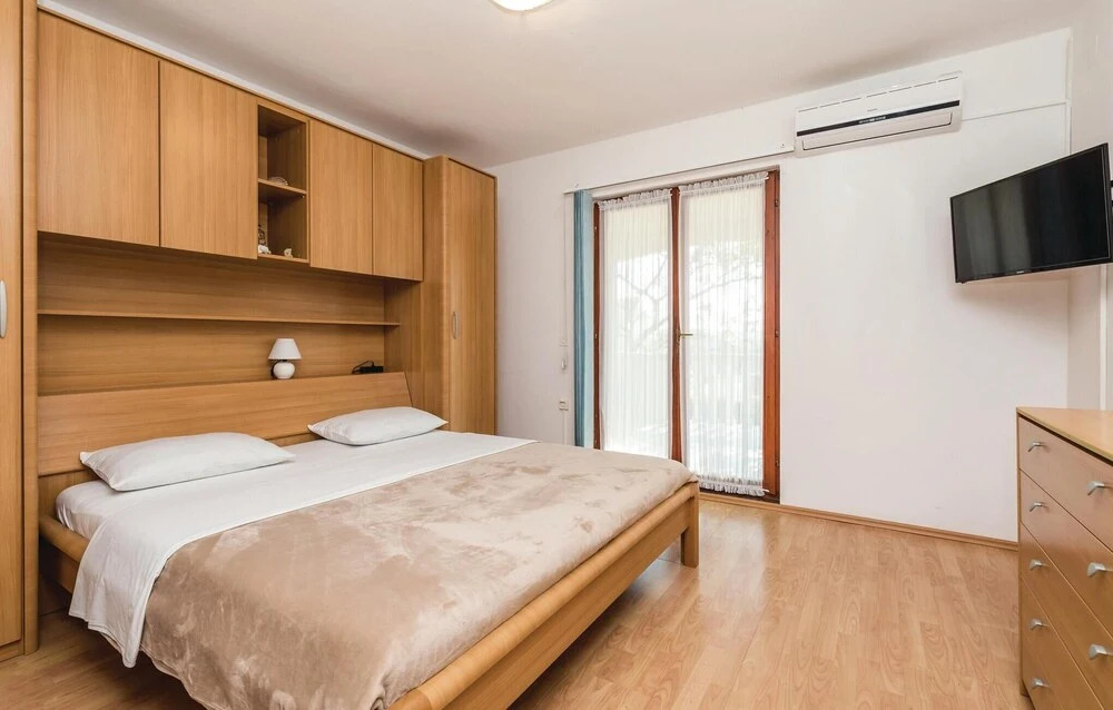 Awesome Home in Povljana With Wifi and 1 Bedrooms