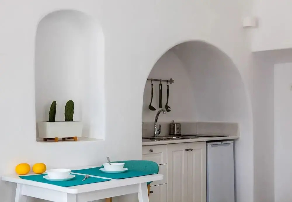 DOMEstic Cave House in Finikia Oia Santorini