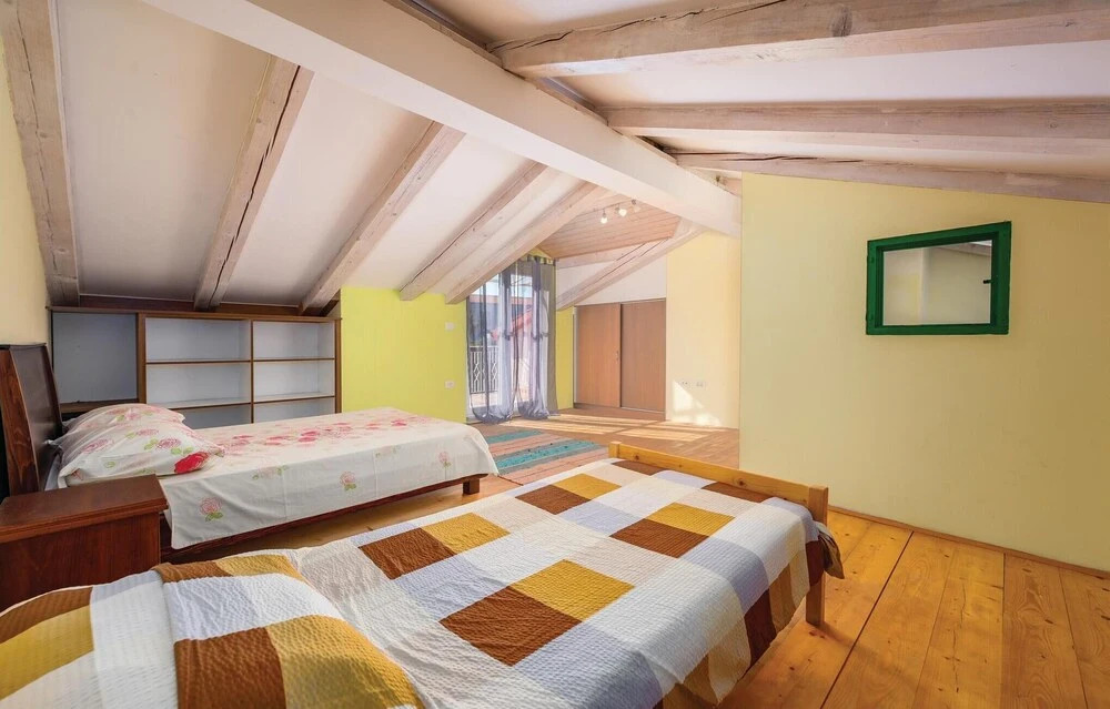 Stunning Home in Rovinj With Wifi and 5 Bedrooms