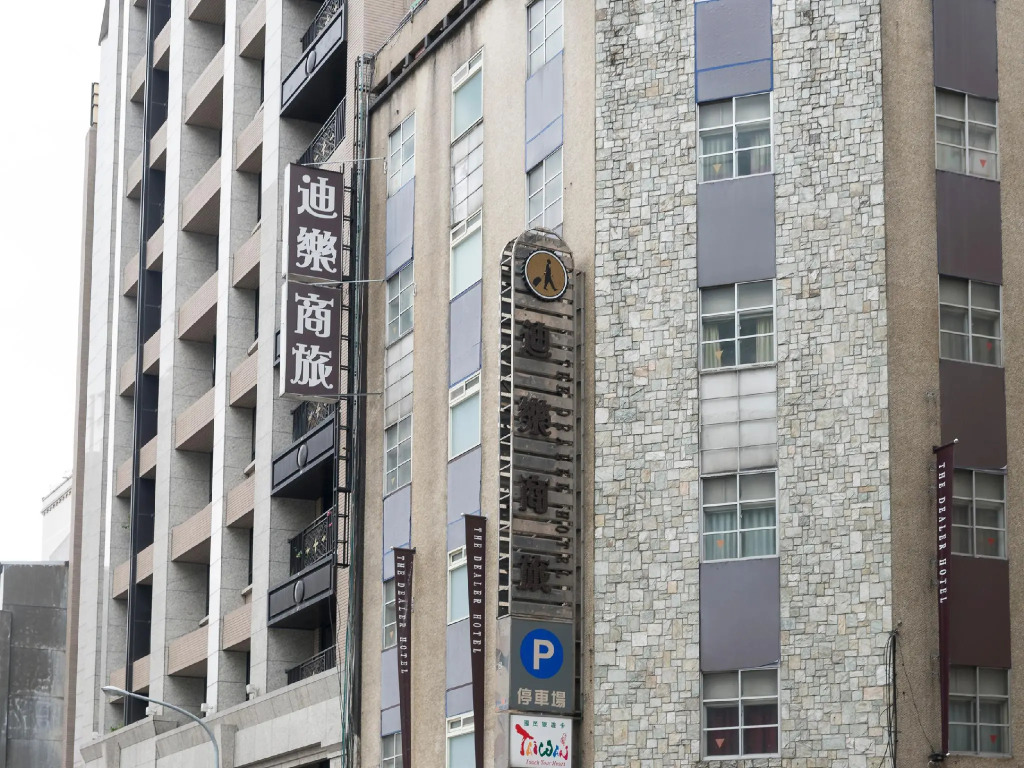 Dealer Hotel