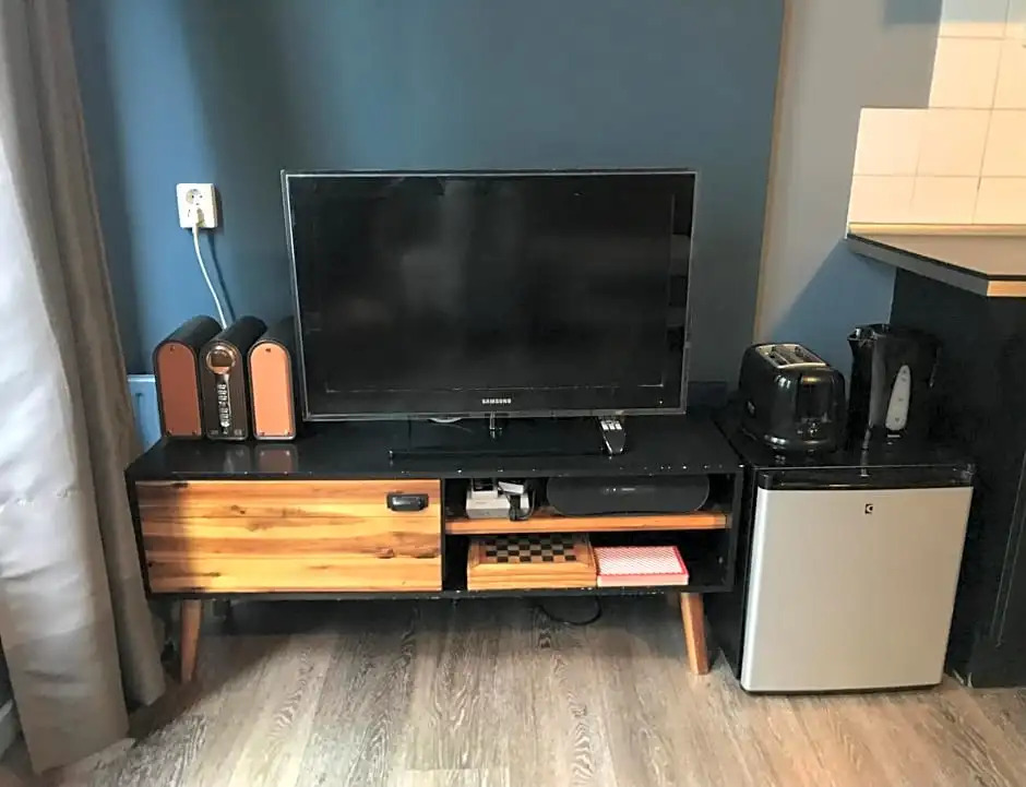 7B&B