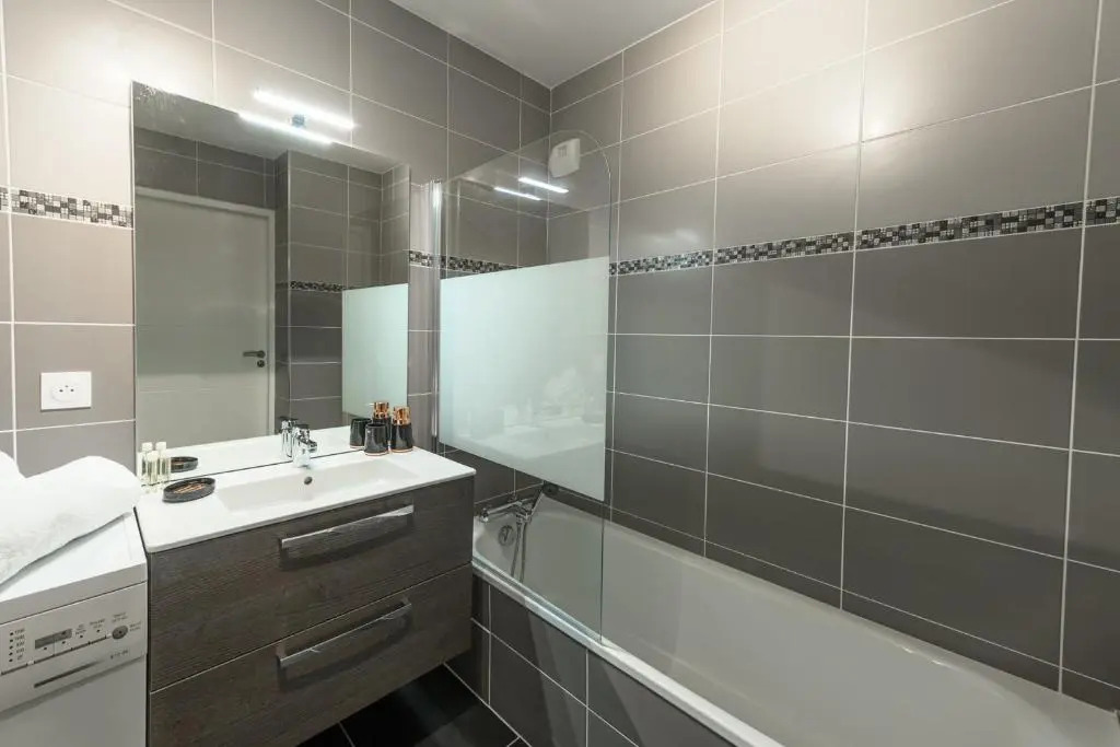 Stella Verde 3 - 2 rooms new with balcony & garage