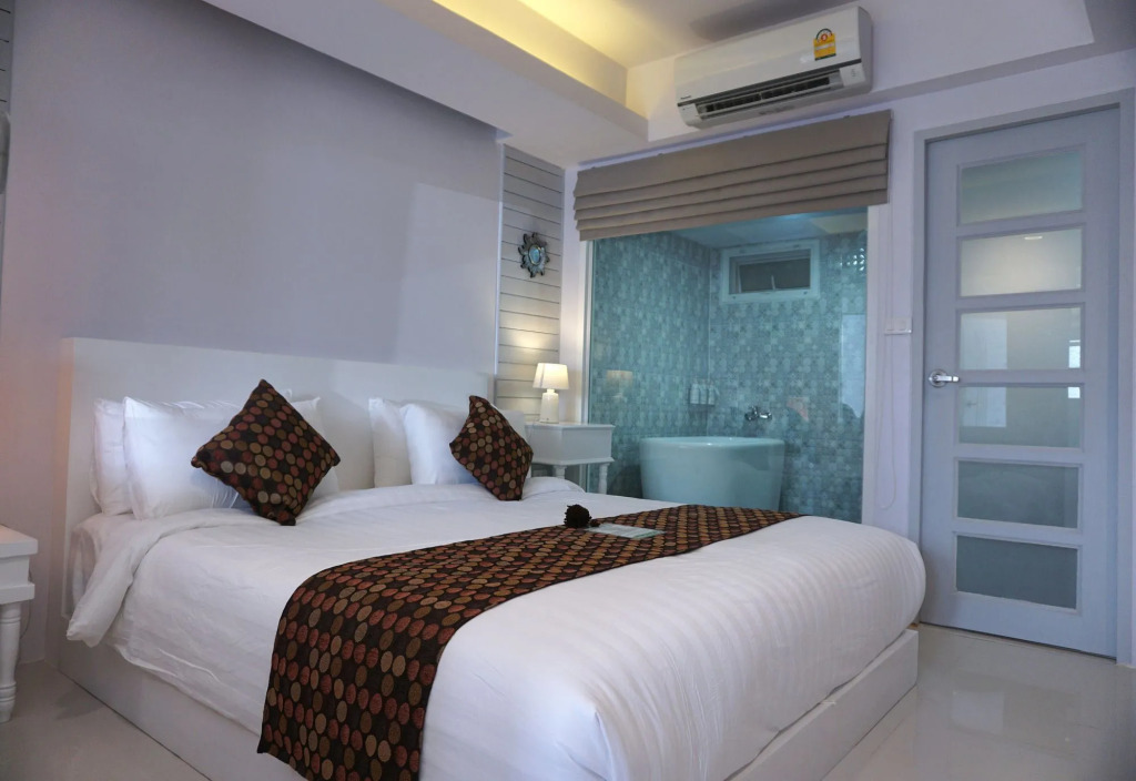 Nan Nakara Boutique
