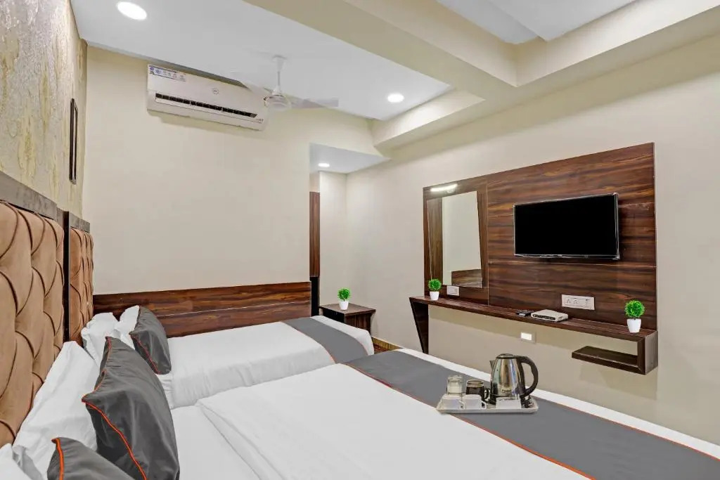 Collection O Hotel Stay Inn