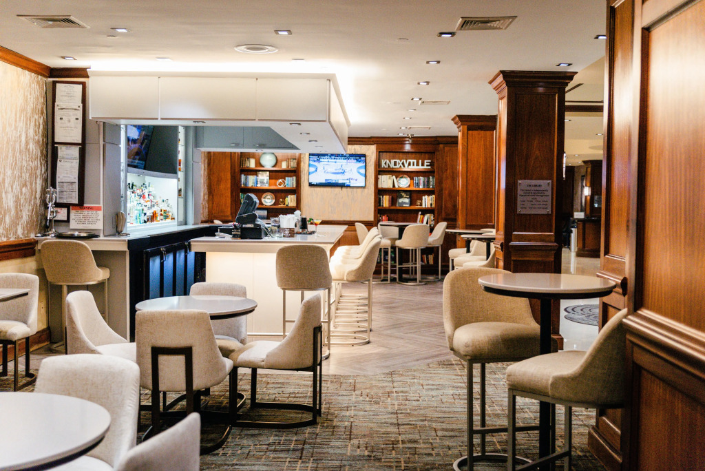 Crowne Plaza Knoxville Downtown University by IHG