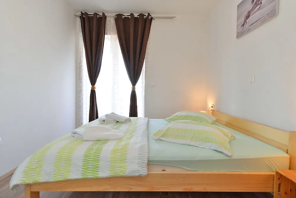 Apartment 1355