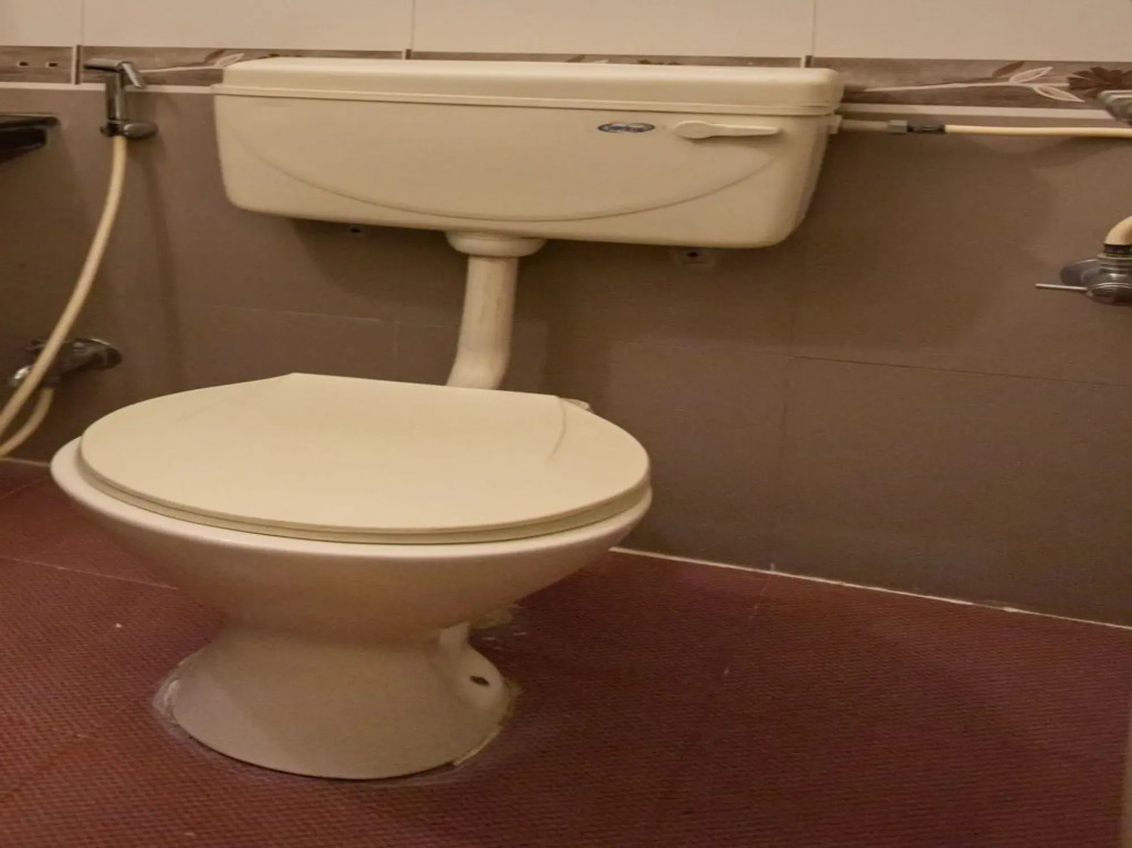 Hotel Eminent By OYO Rooms