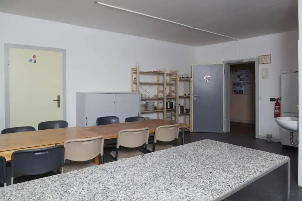 Hostel Pro-social