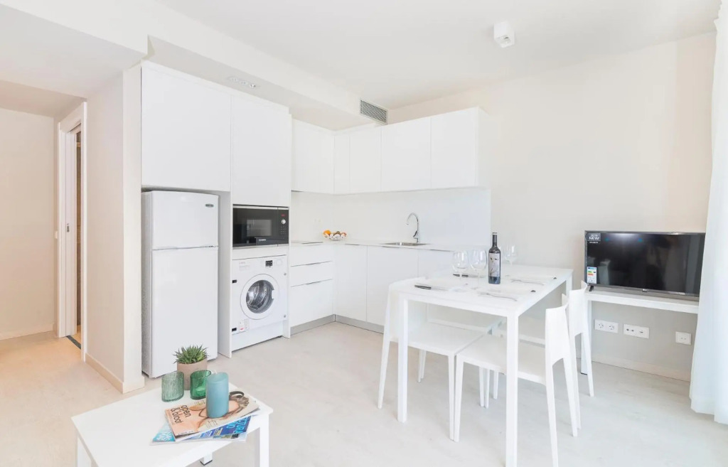 Daro Apartments