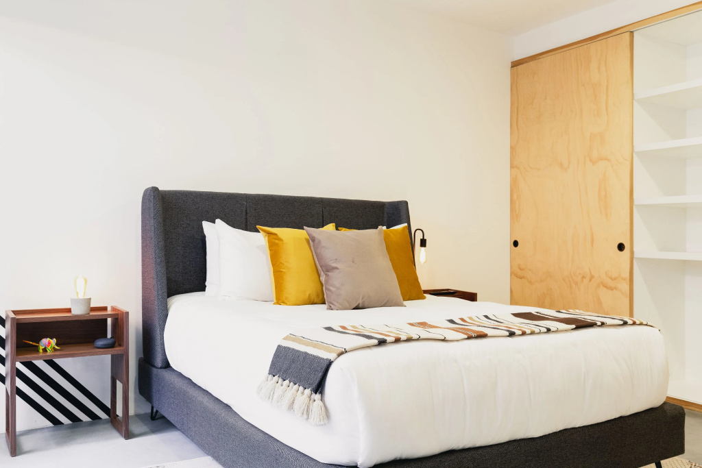 Cozy & Hip Roma Apt with 2 Private Terraces!
