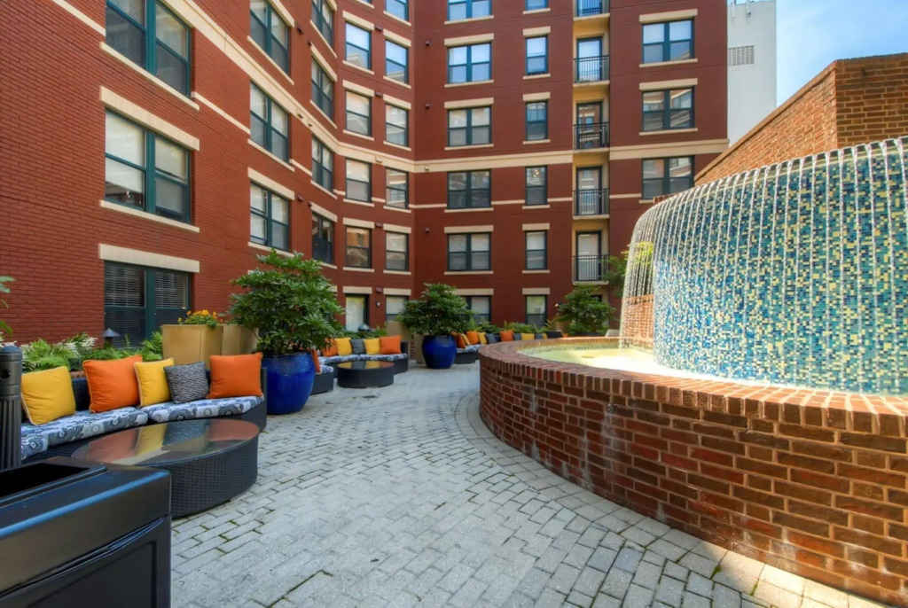 Global Luxury Suites at Thomas Circle