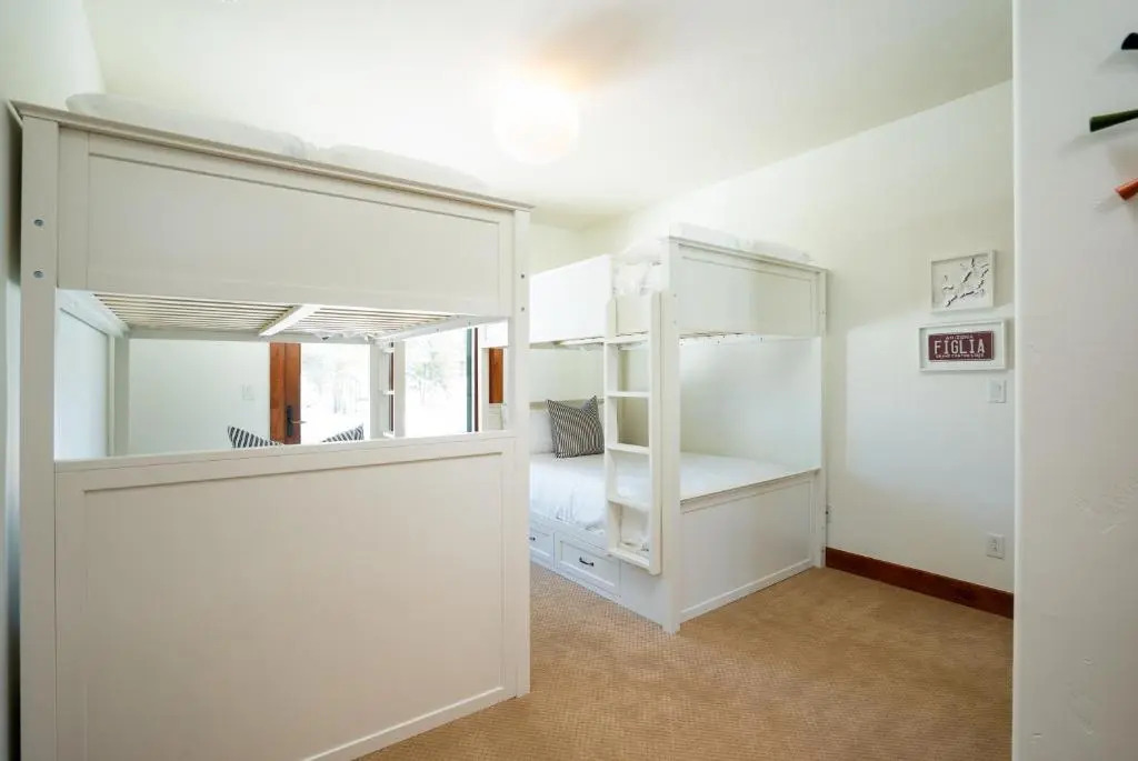 Annies Loop, Grays Crossing 10215