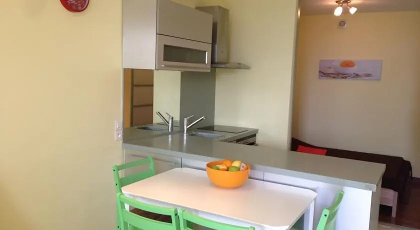 Promenade Lemon Apartment