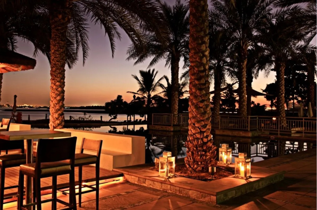 Mövenpick Hotel Jumeirah Lakes Towers Dubai