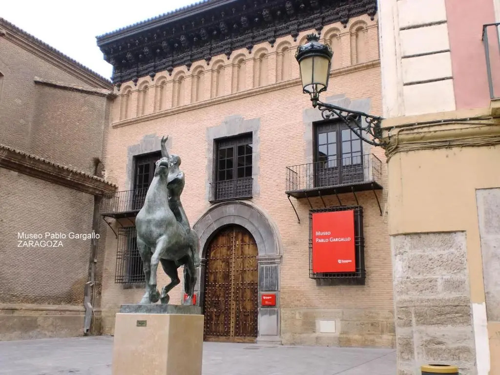 MODERNO NUEVO Luminoso WI-FI PLAZA DEL PILAR 2
