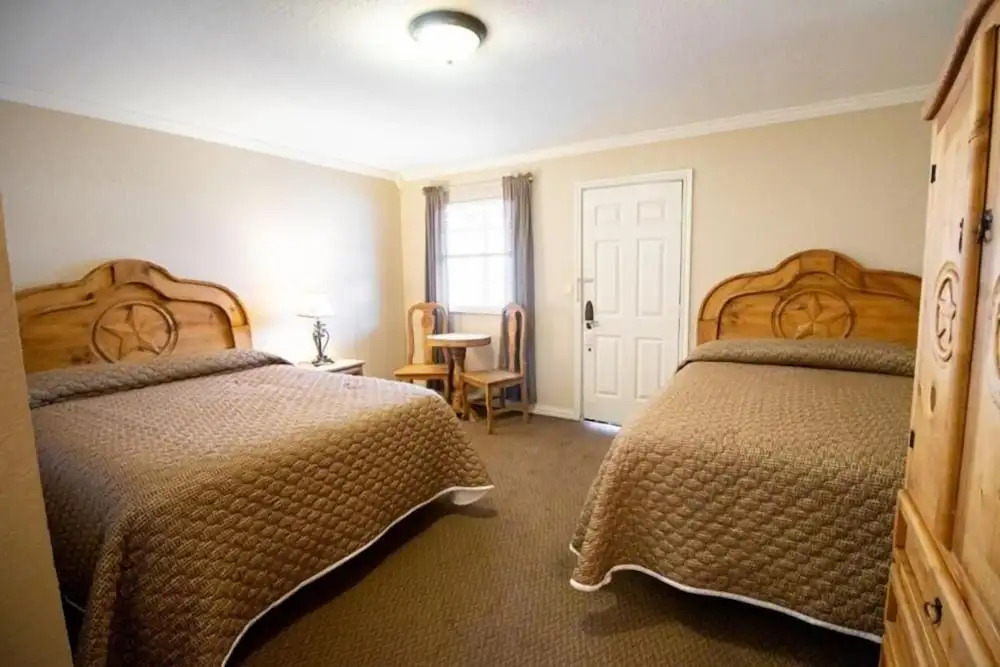 Country Inn Motel