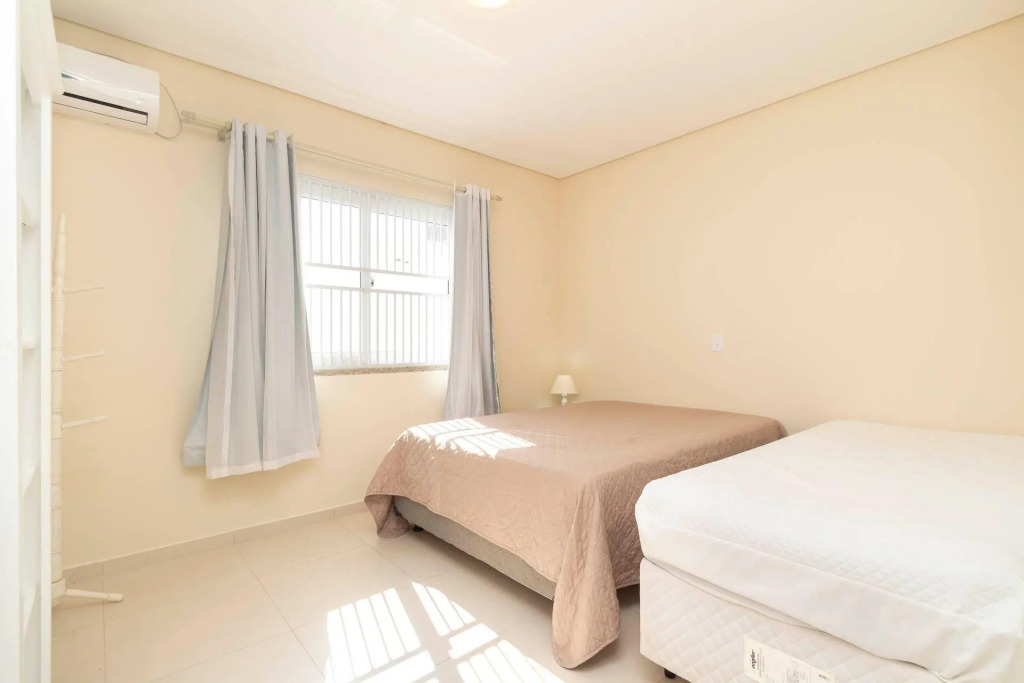 Aluguel Casa 3 quartos p/ 12 pessoas | Bombas/SC