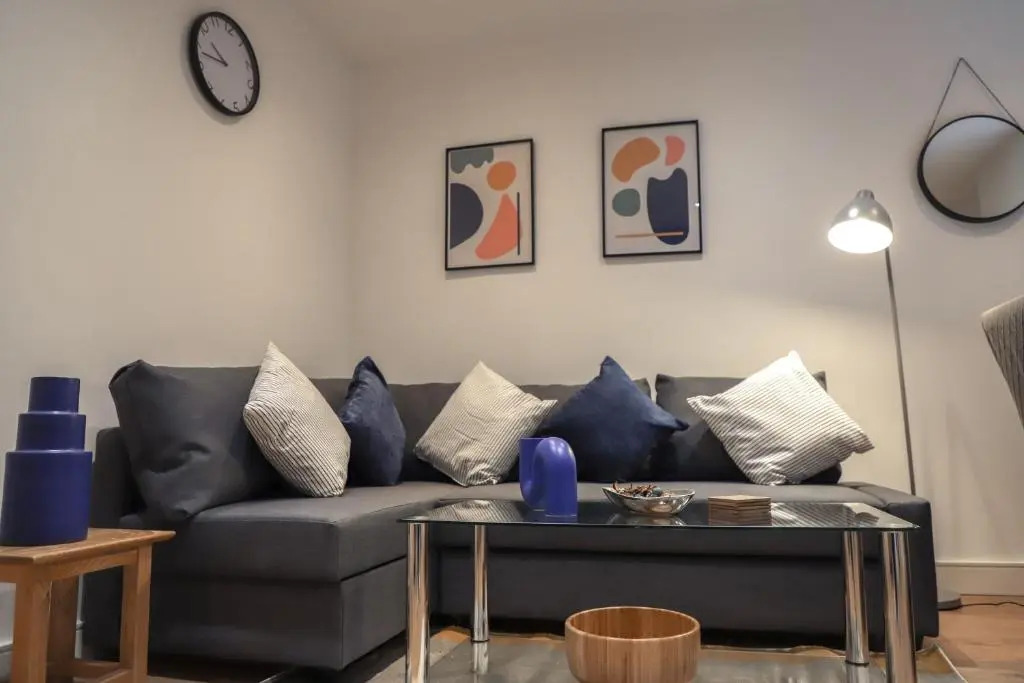 Cosy and modern two bedroom apartment - Snug House