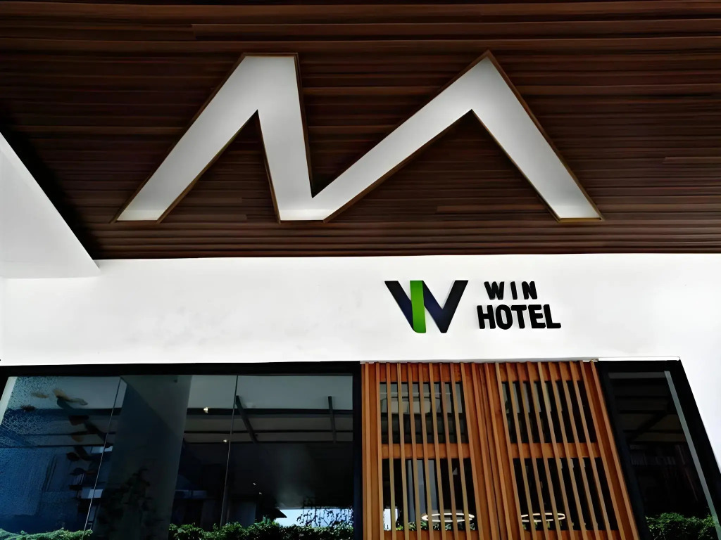 Win Hotel
