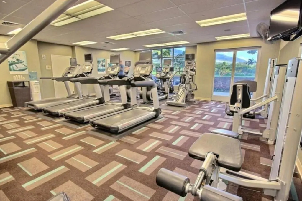 Ocean View Condo with Den in Magnificent Honua Kai K640