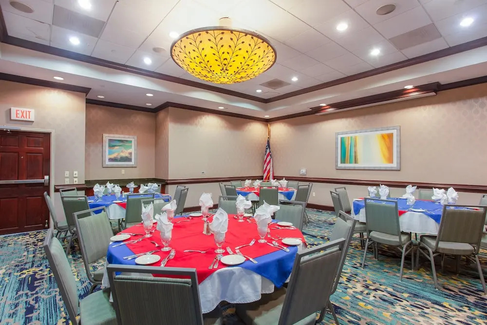 Holiday Inn Hotel & Suites Tallahassee North I10 And Us27