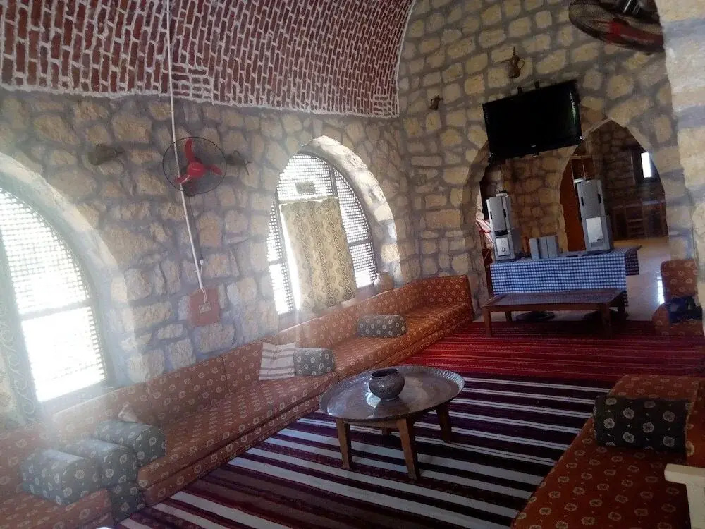 Aliyah Eco-Lodge