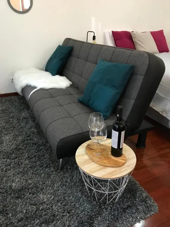 Wine Inn Studio