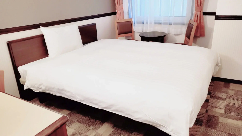 Toyoko Inn Hon-atsugi-eki Minami-guchi