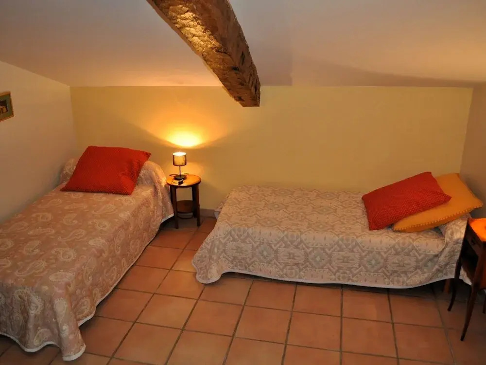 Country House in Lussan Near Pont du Gard