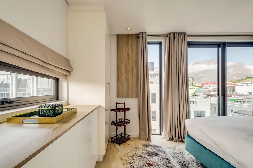 Beautiful Apartment With Mountain Views 404 on N
