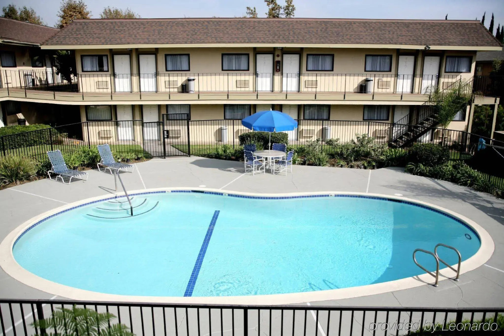 Key Inn and Suites