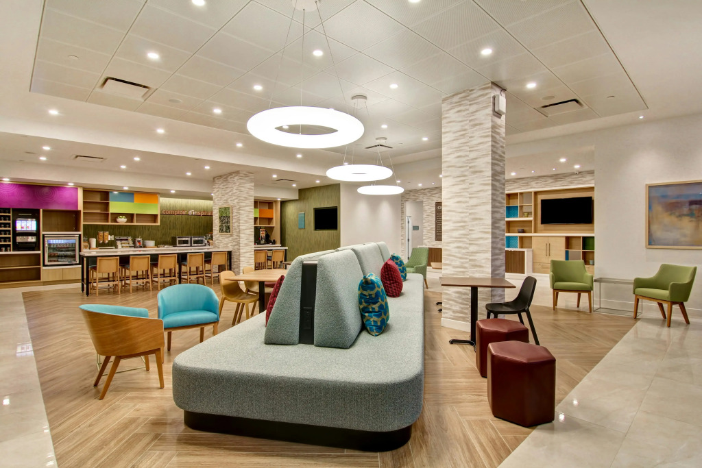 Home2 Suites By Hilton Montreal Dorval