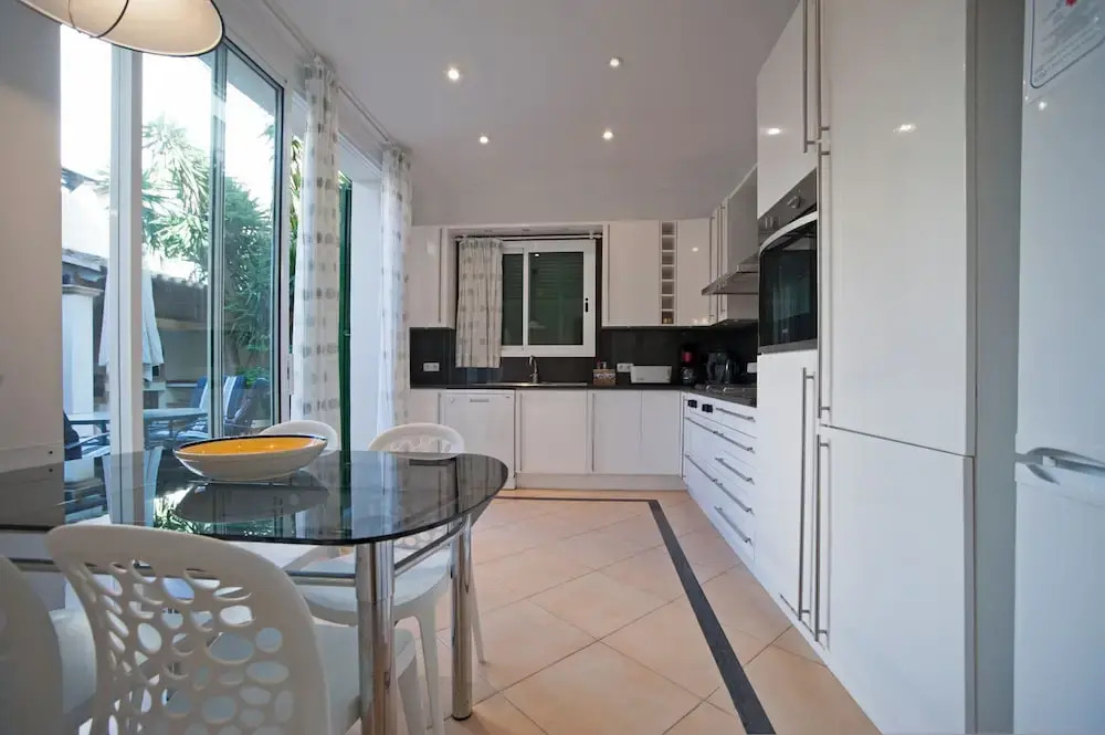 Can Alou, Village House With Mediterranean Charme