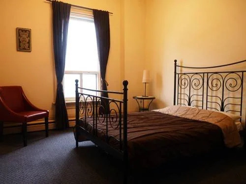 Global ViIlage Backpackers Youth Hostel