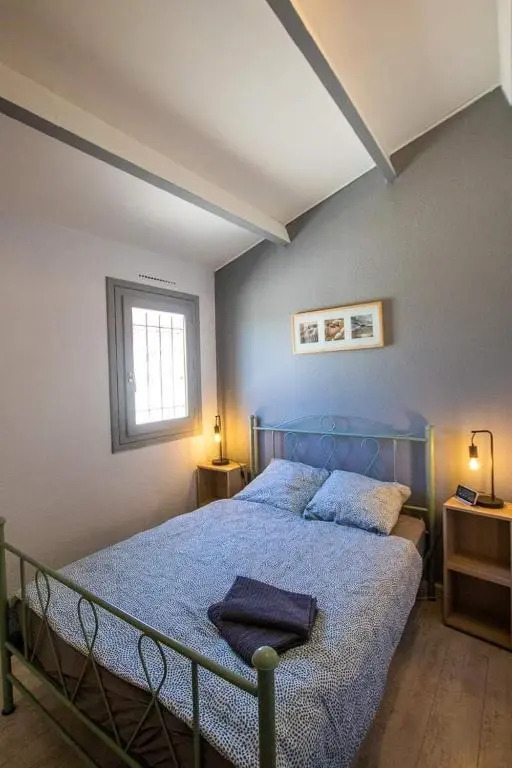 As20245 - Maison p2 avec terrasse et parking privé