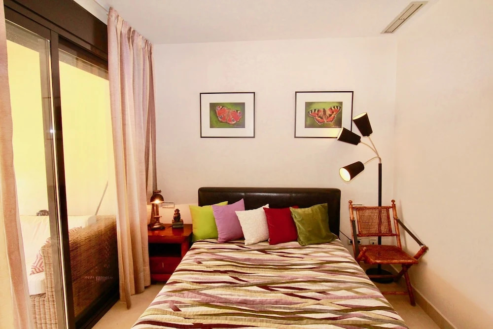 Samara 2 - Ultimate Seaview Apartment in Samara Resort, Heated Pool