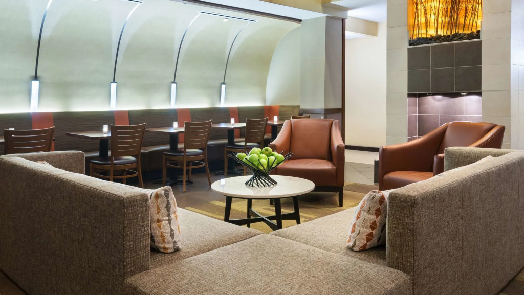 Hyatt Place Fort Lauderdale Cruise Port & Convention Center - Newly Renovated