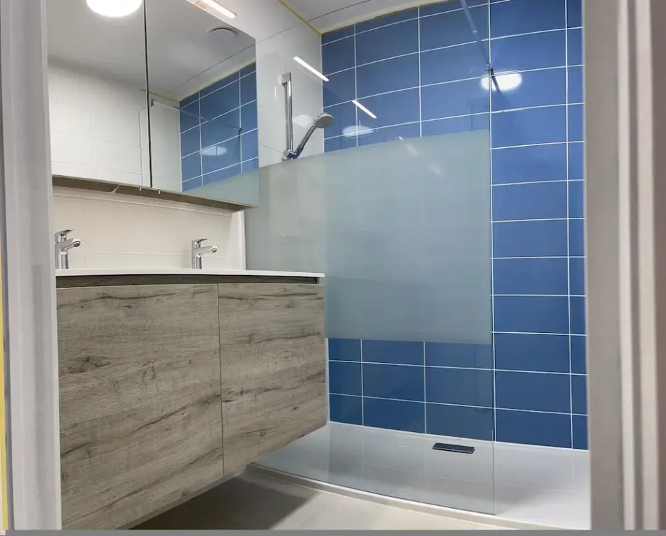 Huswell - Family-friendly Apartment in Nieuwpoort With Shared Summer Pool