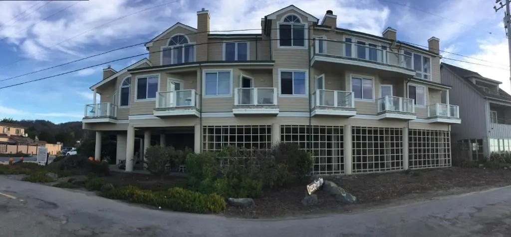 Landis Shores Oceanfront Inn