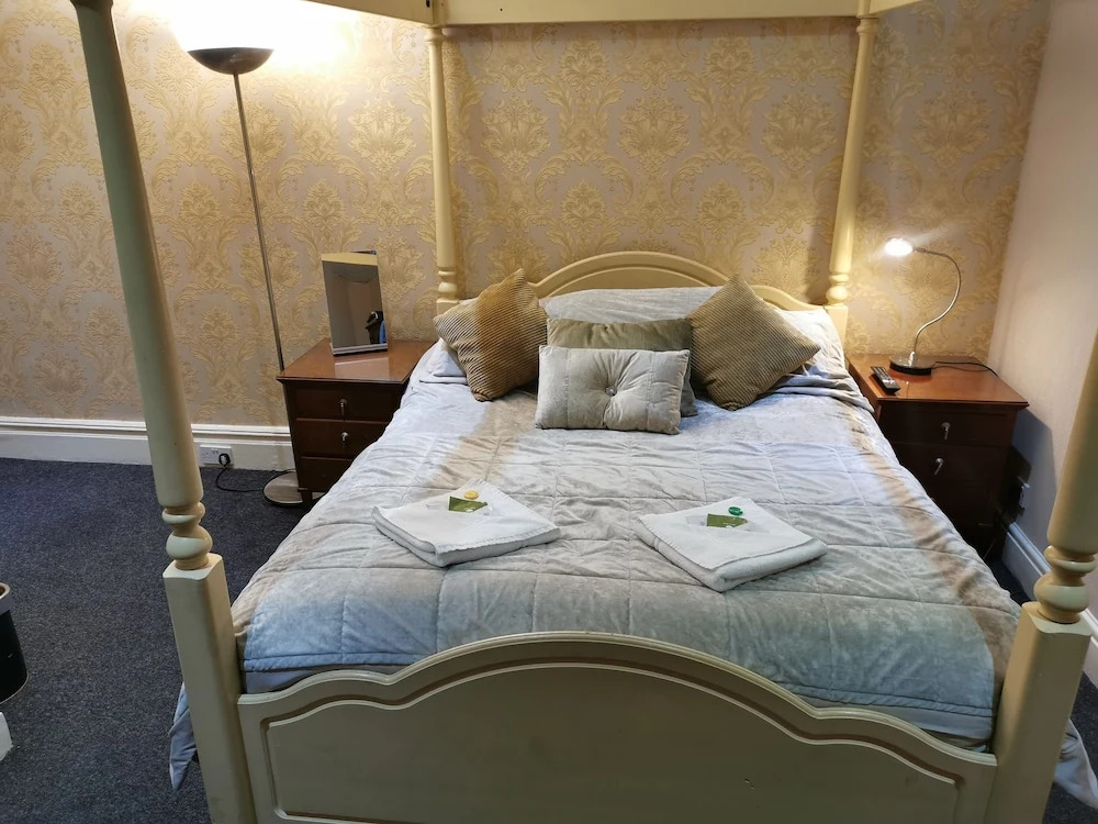 The oxford Hotel