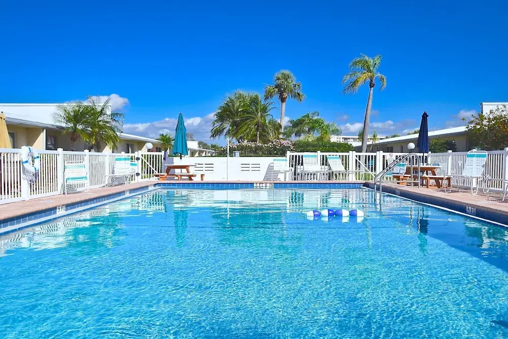 Jamaica Royale by Beachside Management
