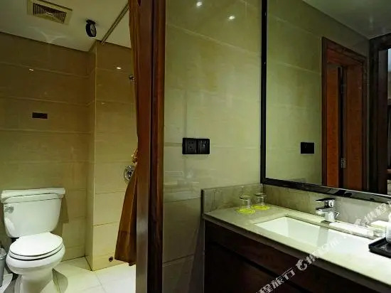 Qianhe Hotel