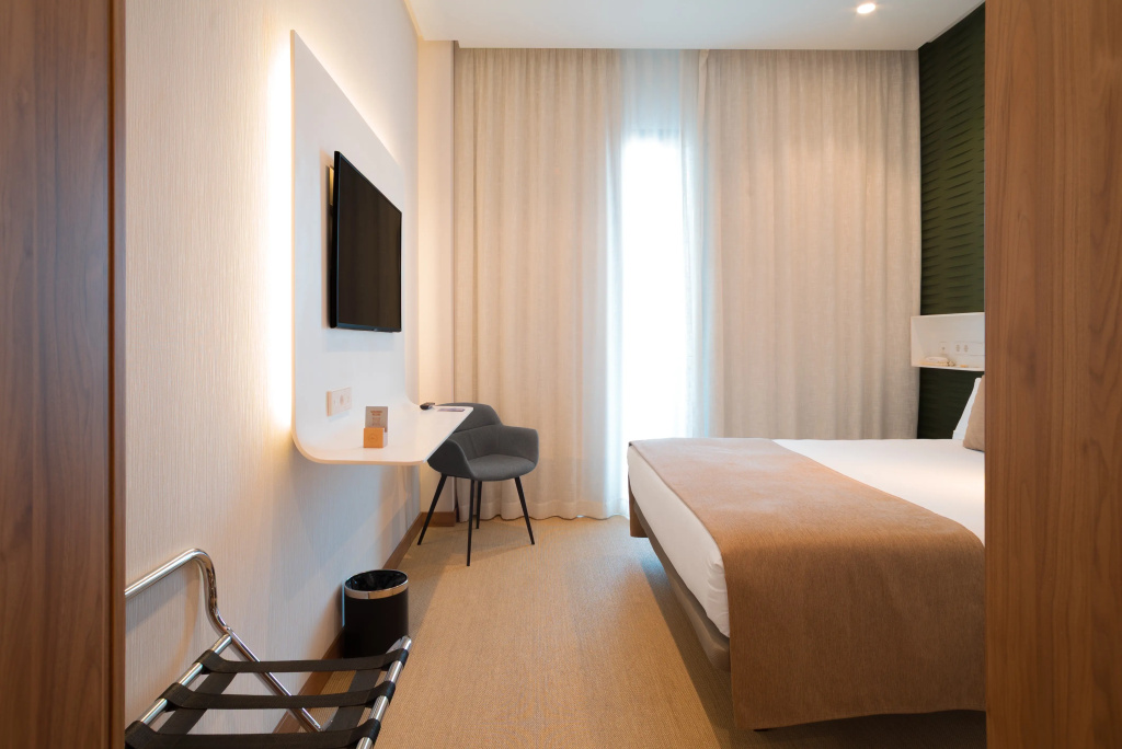 AJ Gran Alacant by SH Hoteles